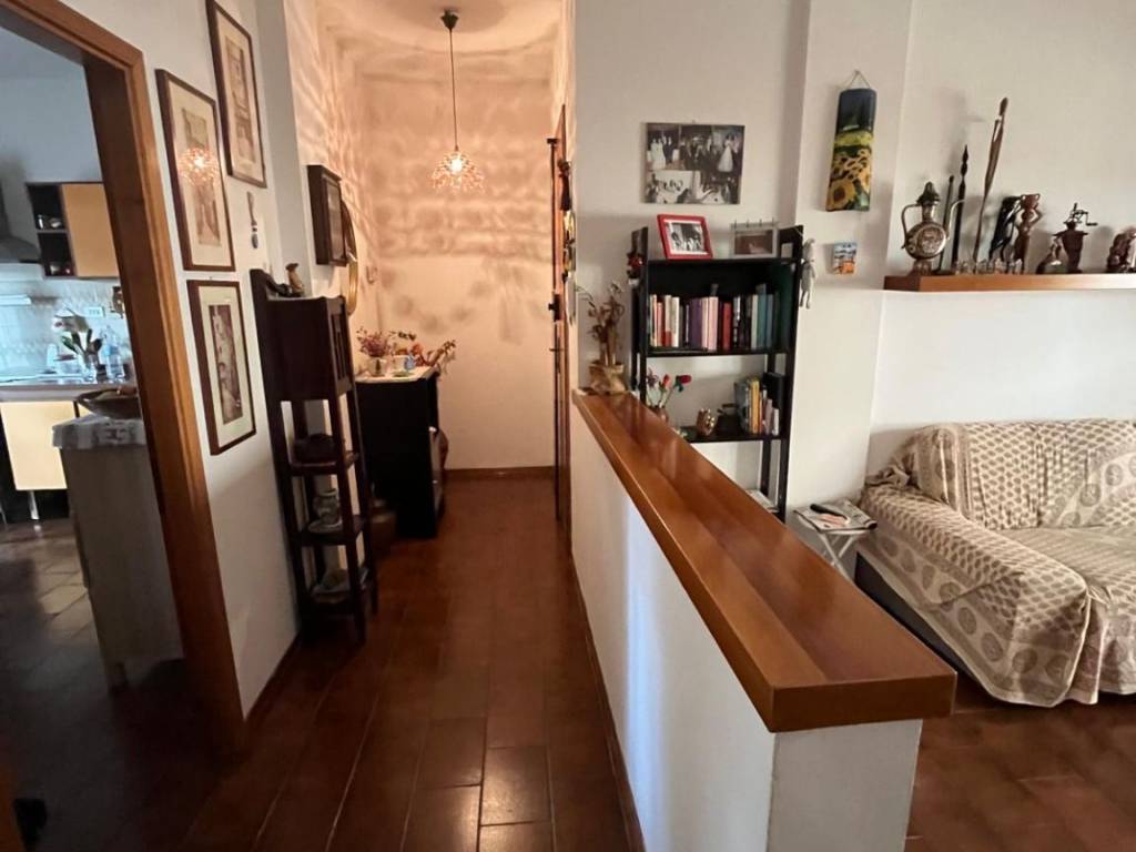 Appartamento a Campi bisenzio in Via Firenze - Foto 4