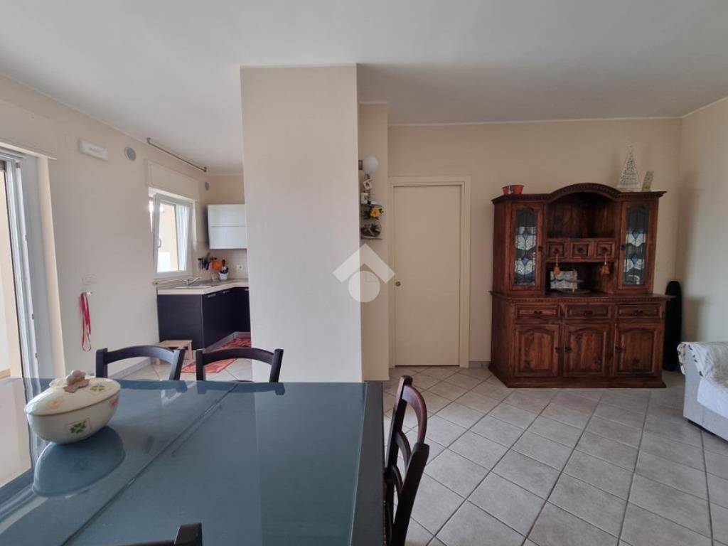 Appartamento a Morro d'oro in Via Nazionale - Foto 4