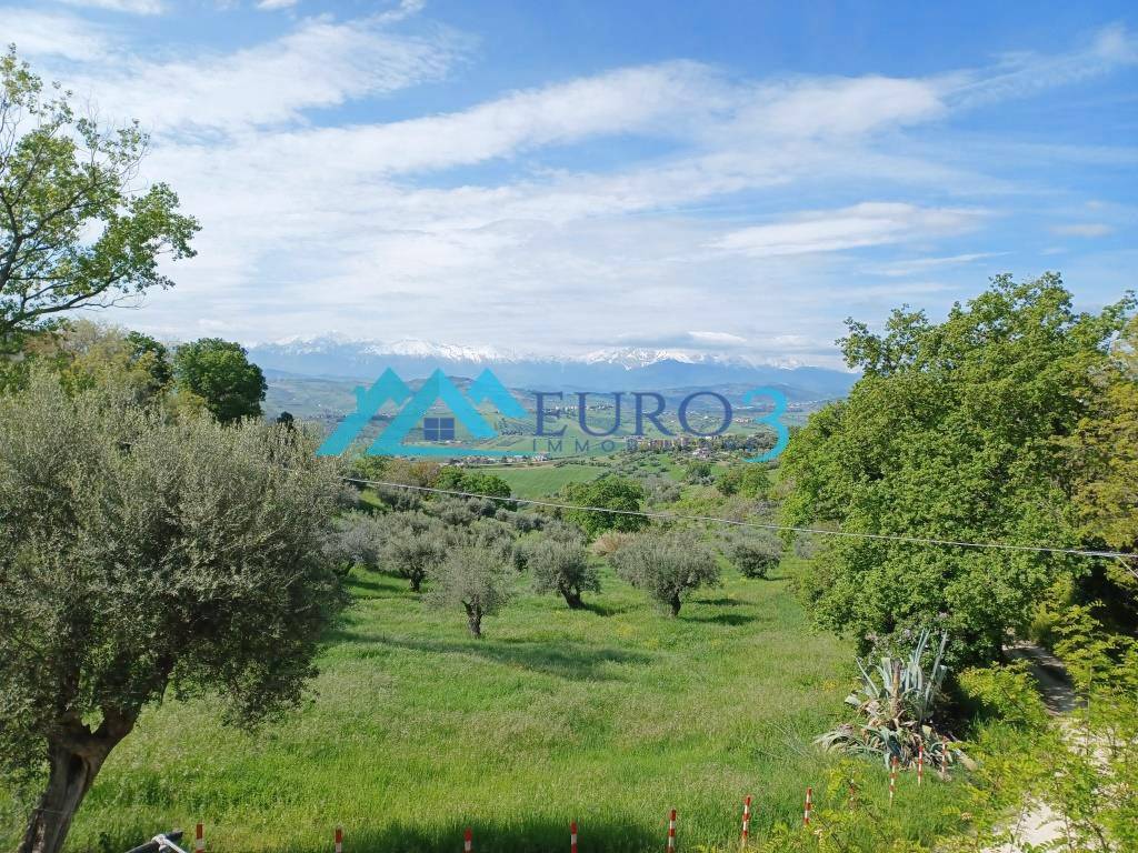 Rustico / casale a Bellante in Via Capodimonte - Foto 4