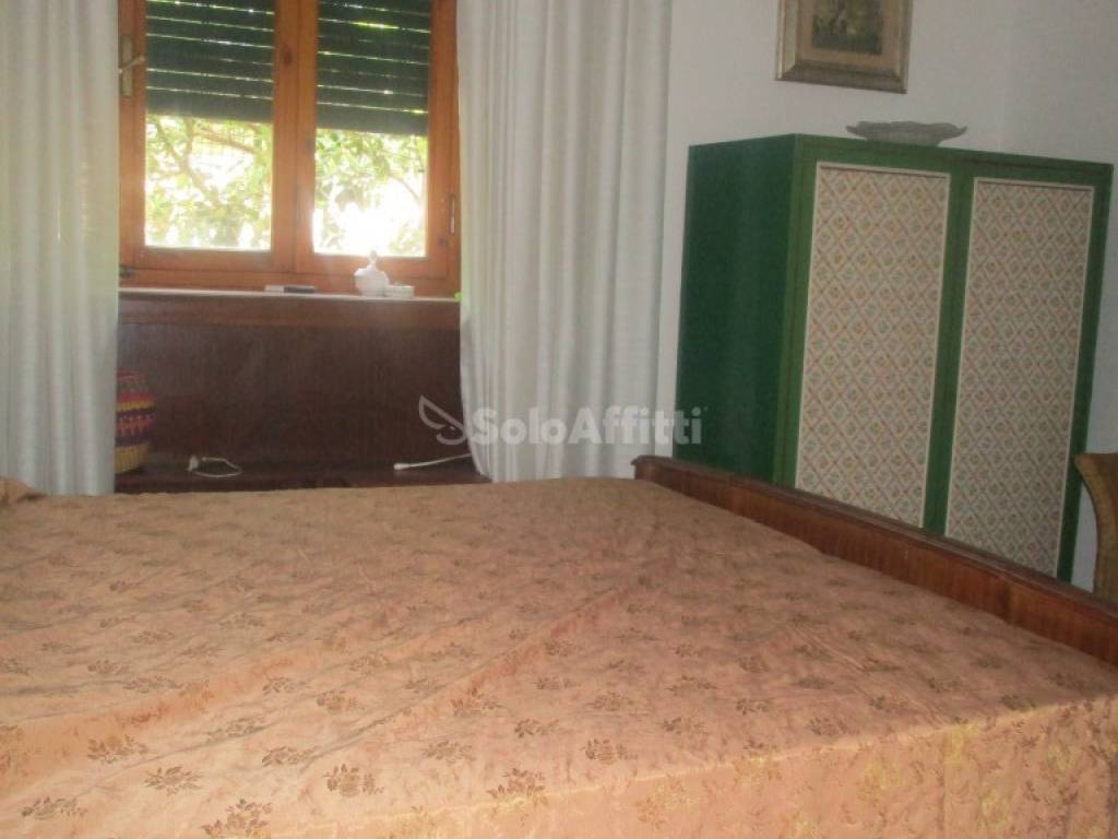 Villa a Livorno in Via Francesco Redi, 6 - Foto 4