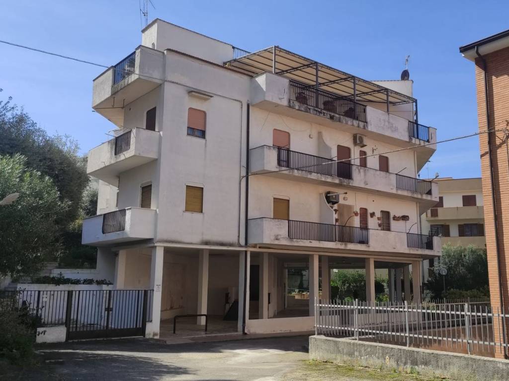Appartamento a Rodi garganico in Via Varano, 8 - Foto 3