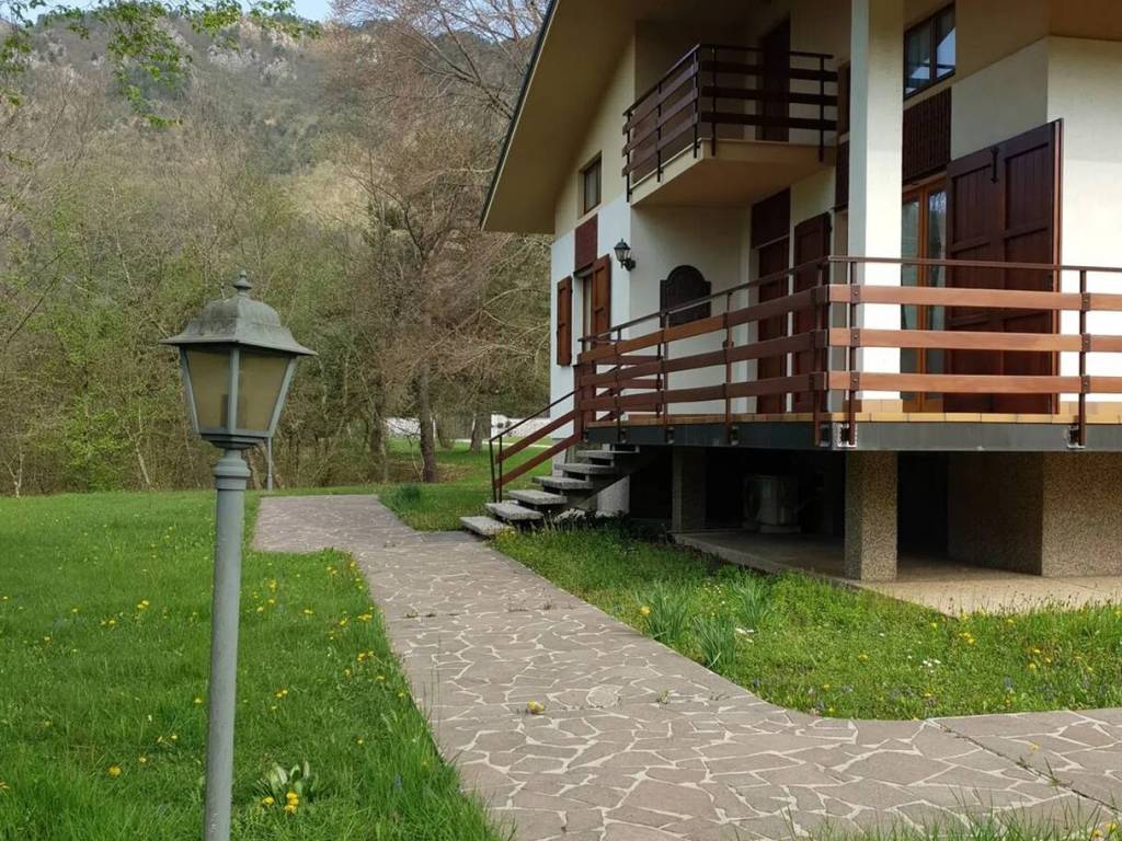Villa a Tramonti di sotto in Tridis - Foto 2
