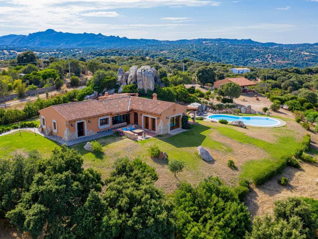 Villa a Olbia in loc. Micaloni vicinanze di OLBIA - Foto 2