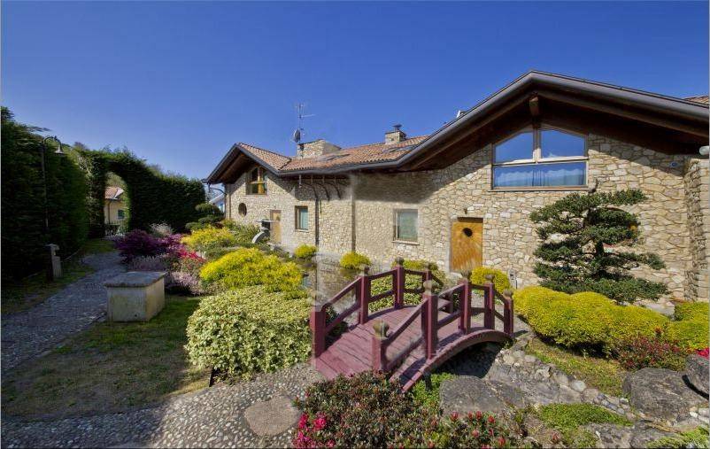 Villa a Oggiono in Via per Galbiate, 21/1, 23848 Oggiono LC, Italia - Foto 5