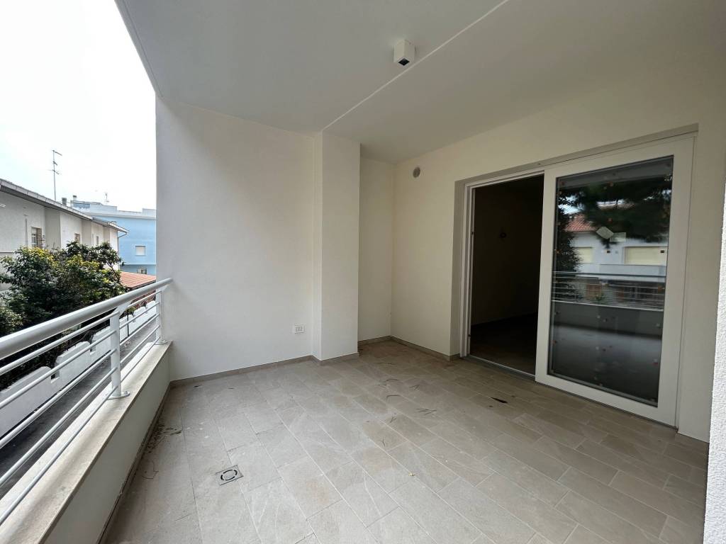 Appartamento a Tortoreto in Via Dante Alighieri - Foto 4