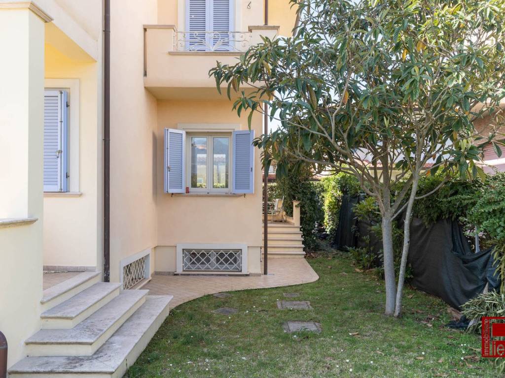 Villa a Pietrasanta in Via Luigi Boccherini - Foto 5