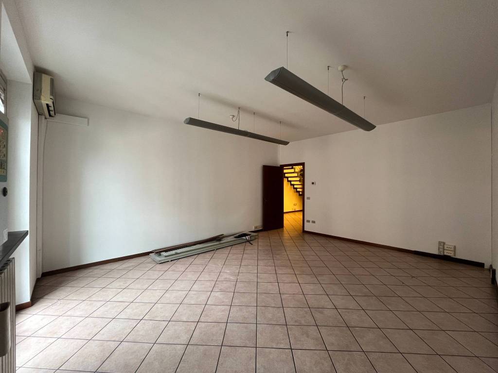 Appartamento a Fidenza in Via Cornini Malpeli - Foto 4