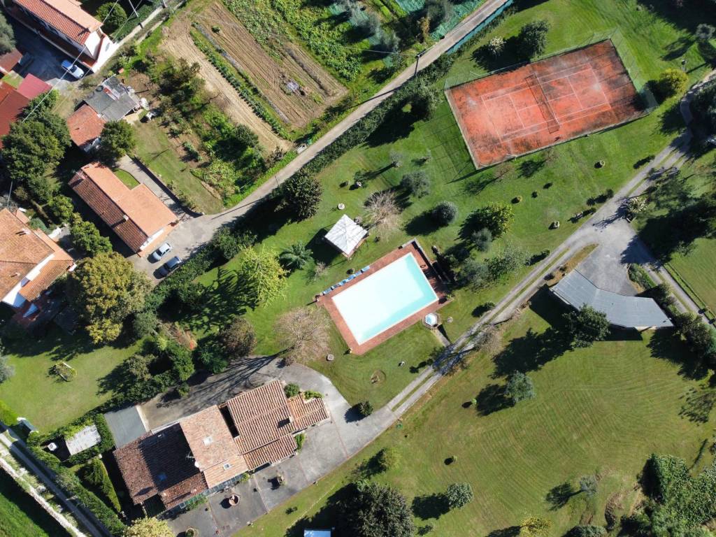 Rustico / casale a Pietrasanta in Via Foce della Sanità - Foto 2
