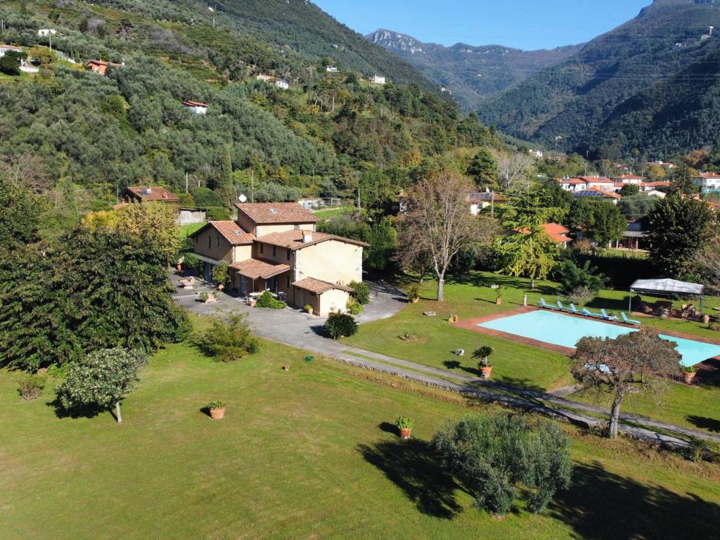 Rustico / casale a Pietrasanta in Via Foce della Sanità - Foto 4