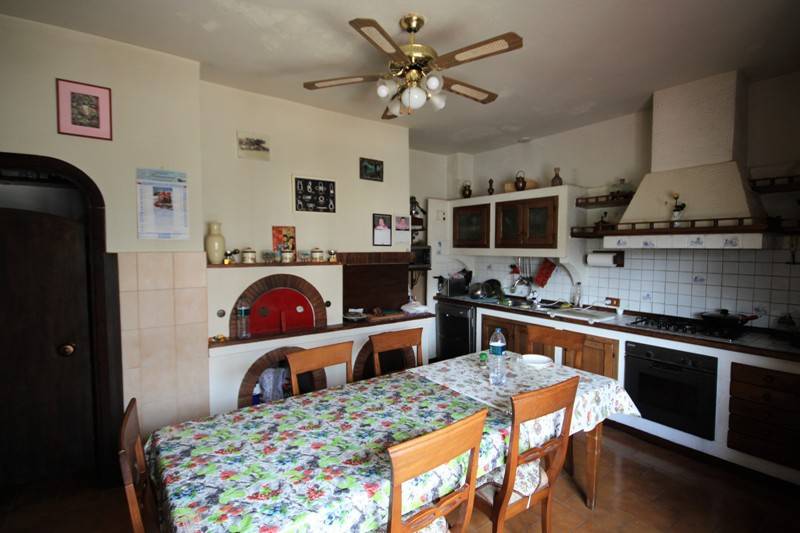 Appartamento a Castagneto carducci in Via della Libertà - Foto 2