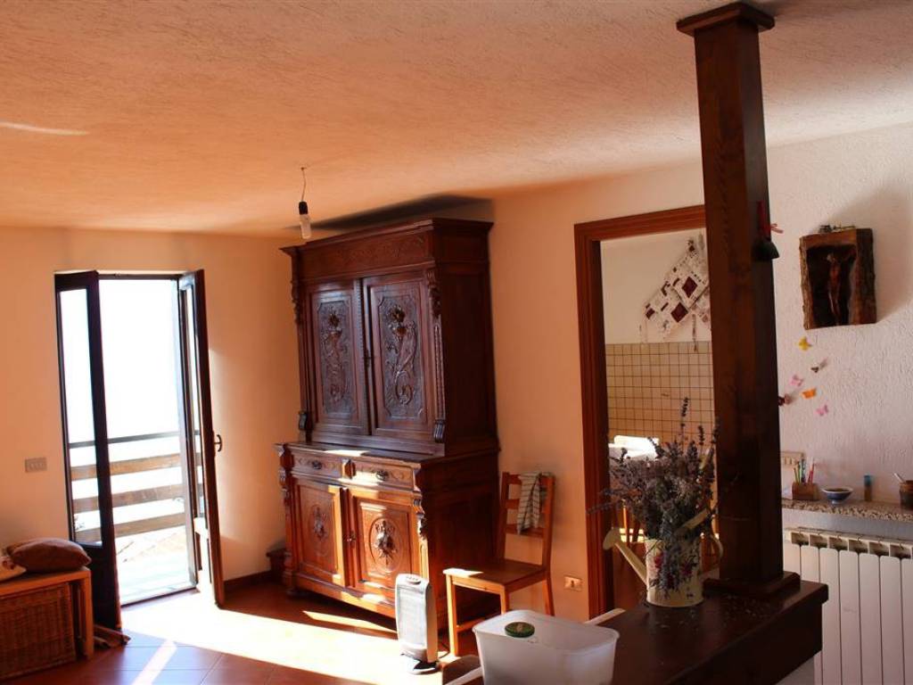 Appartamento a Emarèse in Frazione Ravet - Foto 2