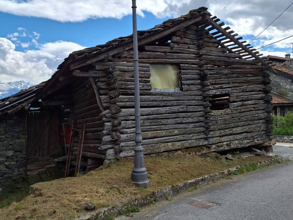 Rustico / casale a Antey-saint-andrè in Frazione Lod - Foto 4