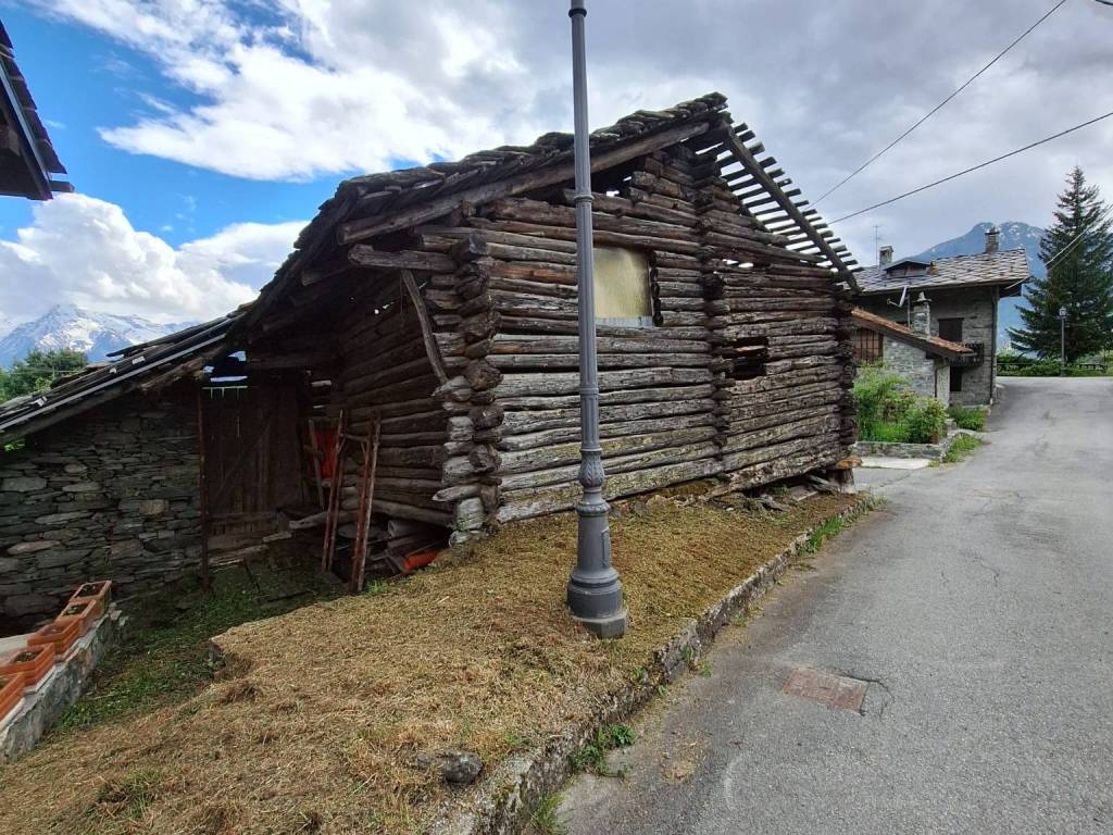 Rustico / casale a Antey-saint-andrè in Frazione Lod - Foto 5