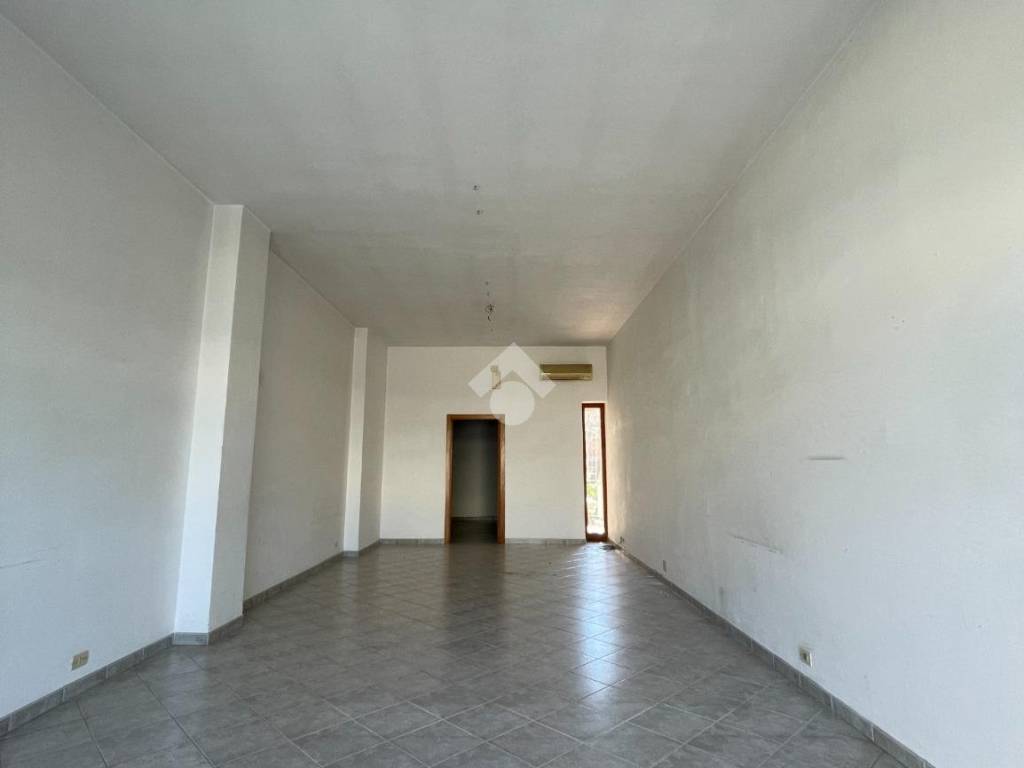 Box / garage a Ceglie messapica in Via Mercadante - Foto 2
