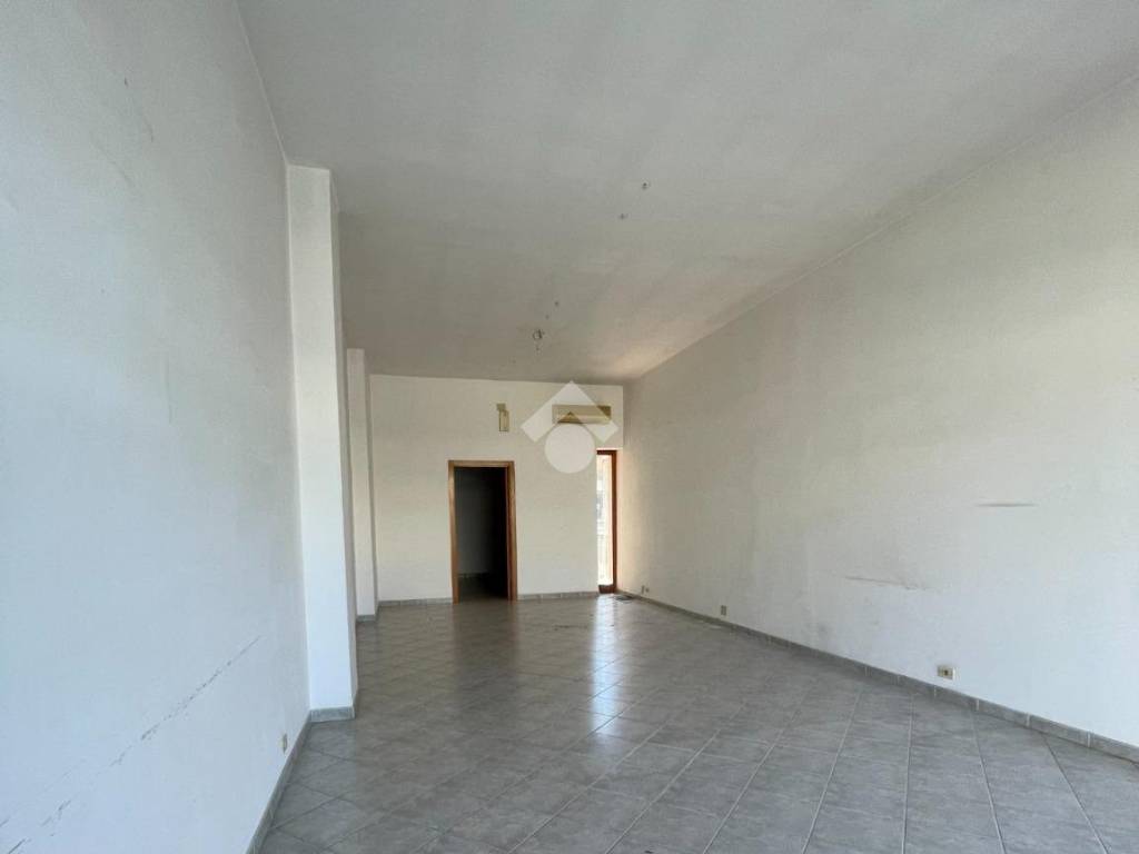 Box / garage a Ceglie messapica in Via Mercadante - Foto 5
