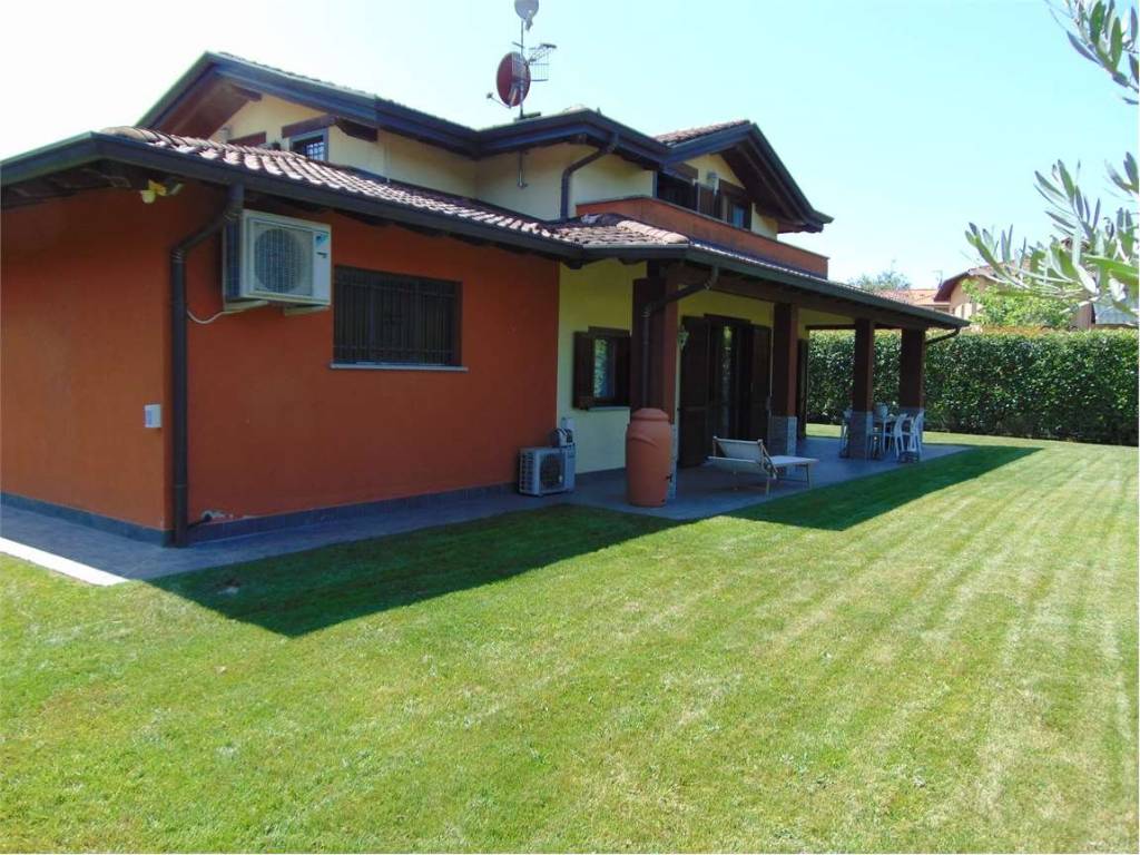 Villa a Bodio lomnago in Nino Bixio, 51 - Foto 5