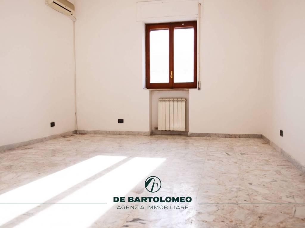 Appartamento a Taranto in Via Elio - Foto 3