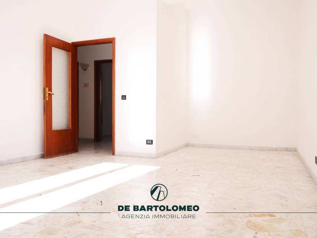 Appartamento a Taranto in Via Elio - Foto 5