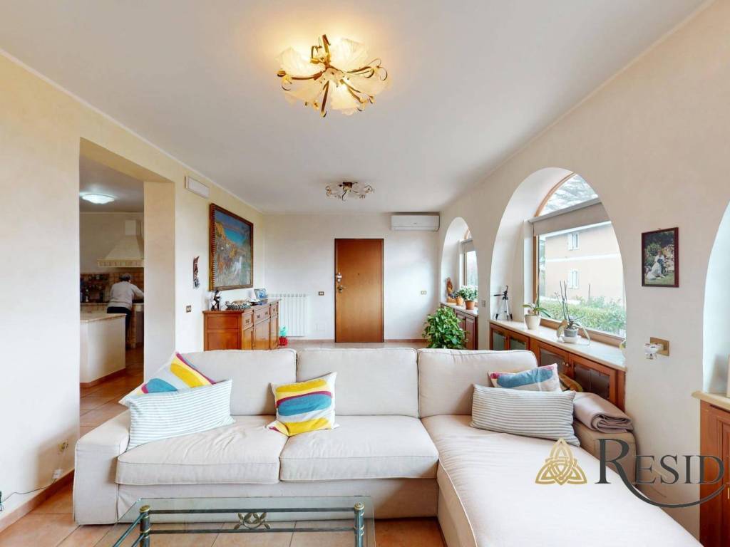 Villa a Ronciglione in Via Cassia Cimina - Foto 3