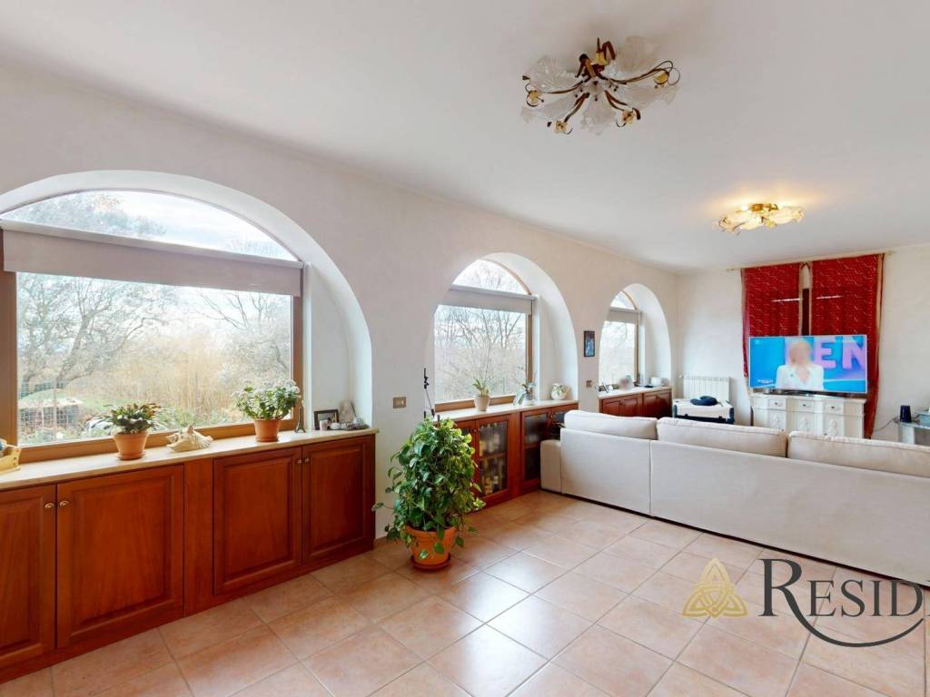 Villa a Ronciglione in Via Cassia Cimina - Foto 5