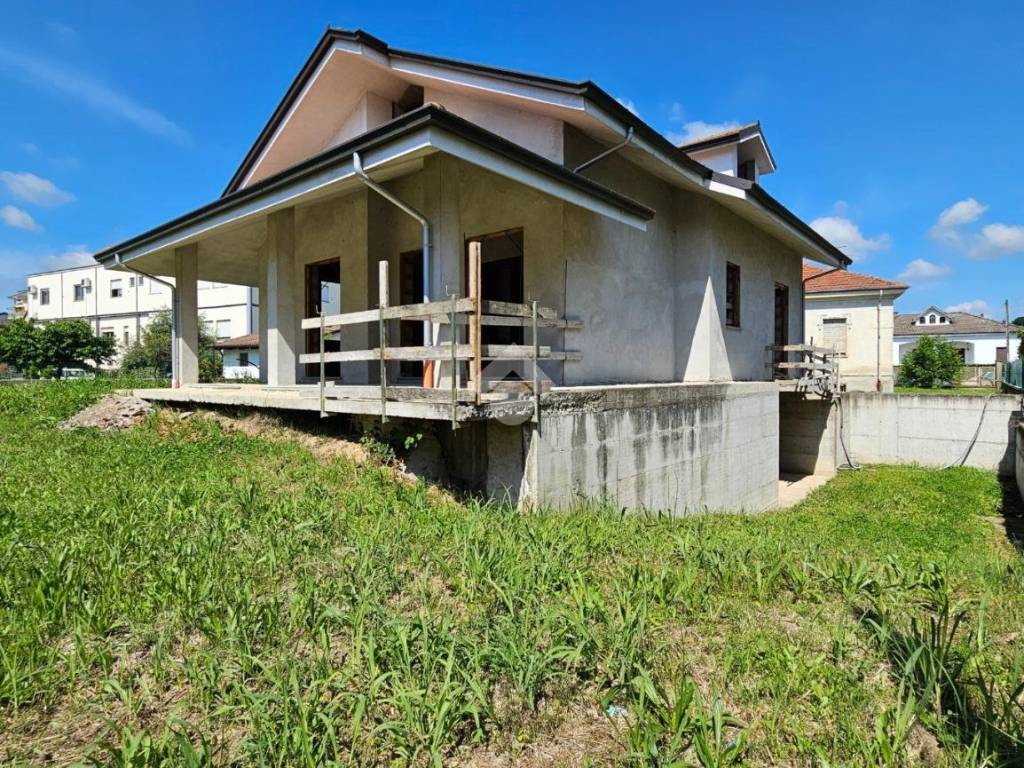 Villa a Nizza monferrato in VIA LOMBARDIA, 5 - Foto 2