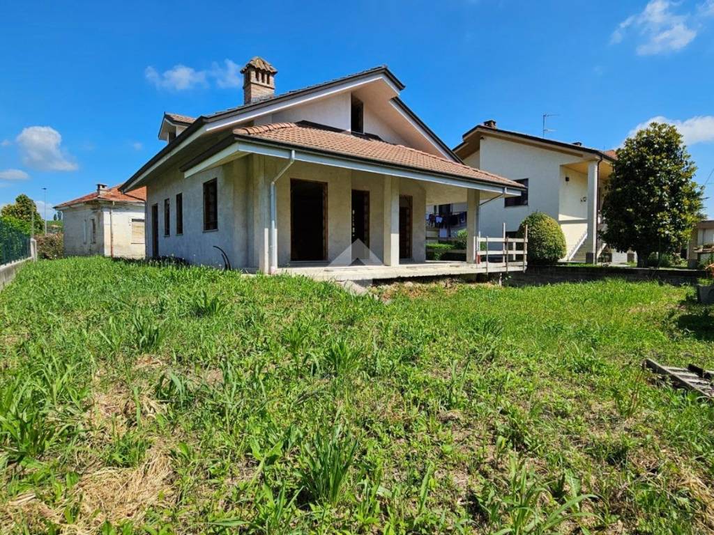 Villa a Nizza monferrato in VIA LOMBARDIA, 5 - Foto 4