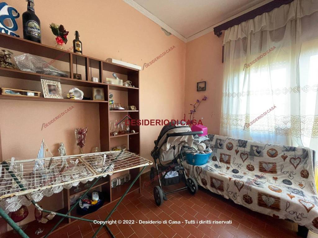 Appartamento a Campofelice di roccella in Piazza Giuseppe Garibaldi, 11 - Foto 3