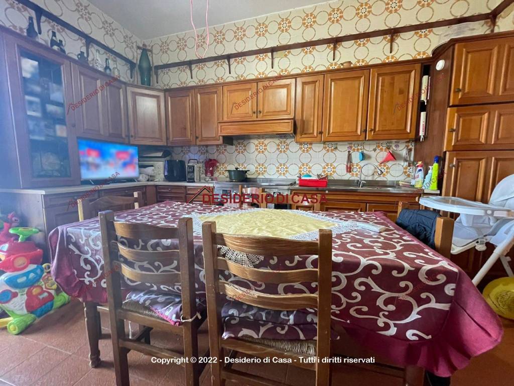 Appartamento a Campofelice di roccella in Piazza Giuseppe Garibaldi, 11 - Foto 5