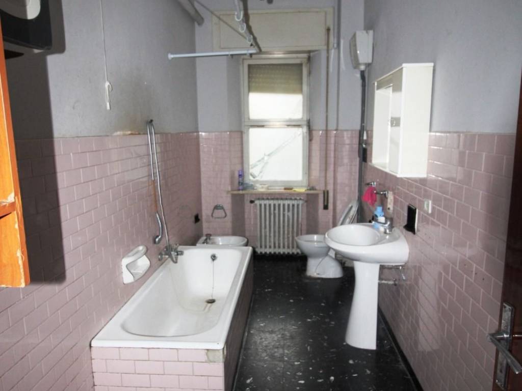 Appartamento a Jesi in Viale della Vittoria - Foto 2