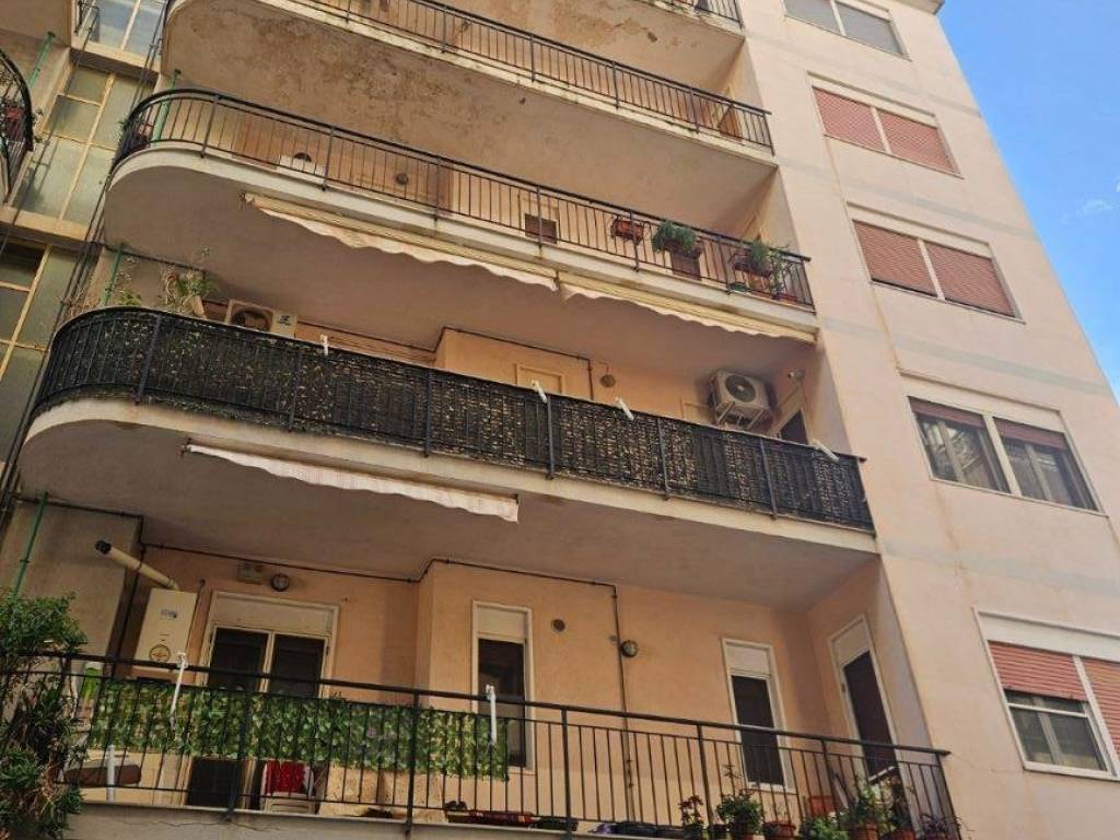 Appartamento a Reggio calabria in Traversa Labate di Via Ravagnese - Foto 2