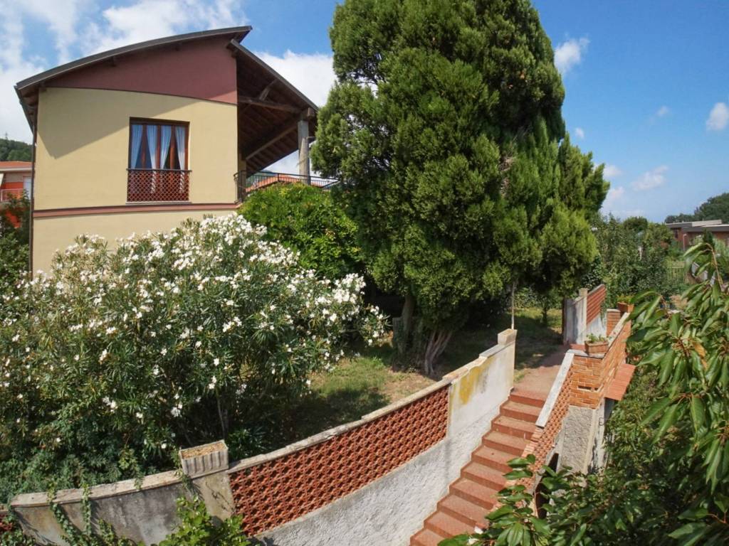 Villa a Cogoleto in Via Cesare Dattilo, 52 - Foto 2