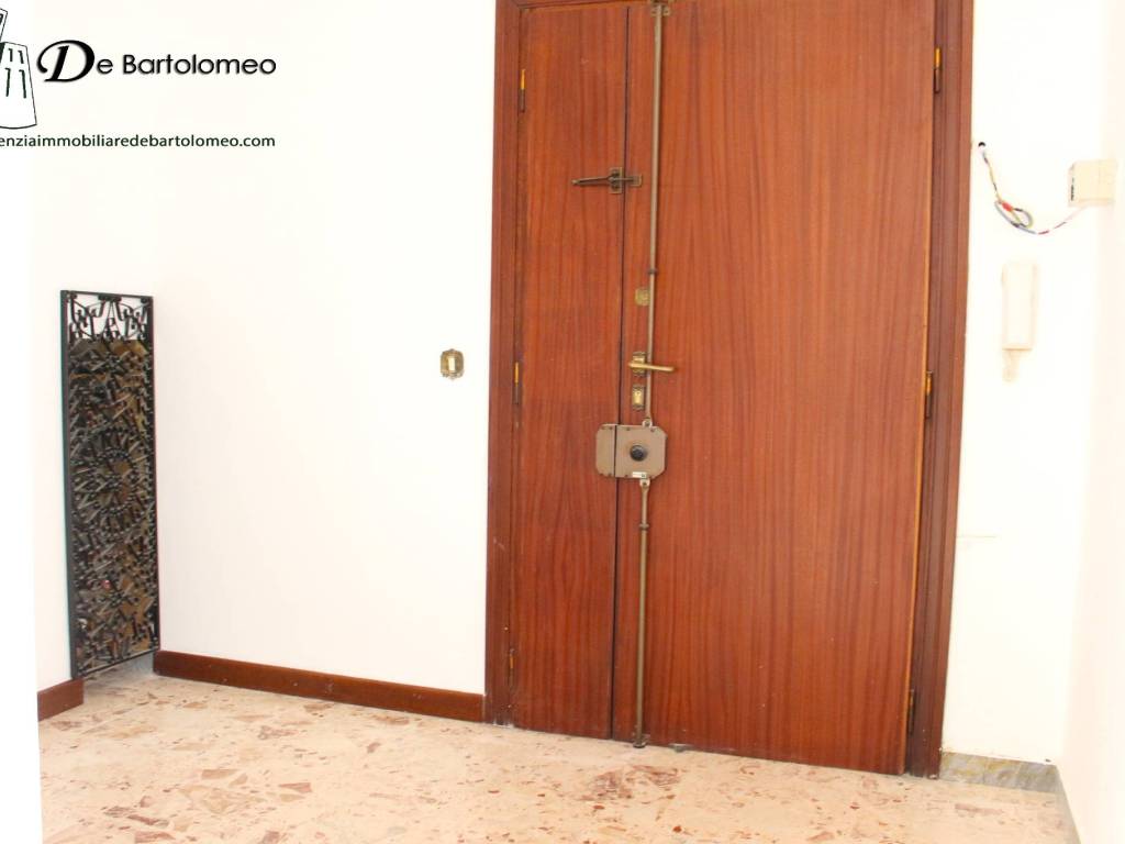 Appartamento a Taranto in Via Umbria - Foto 2