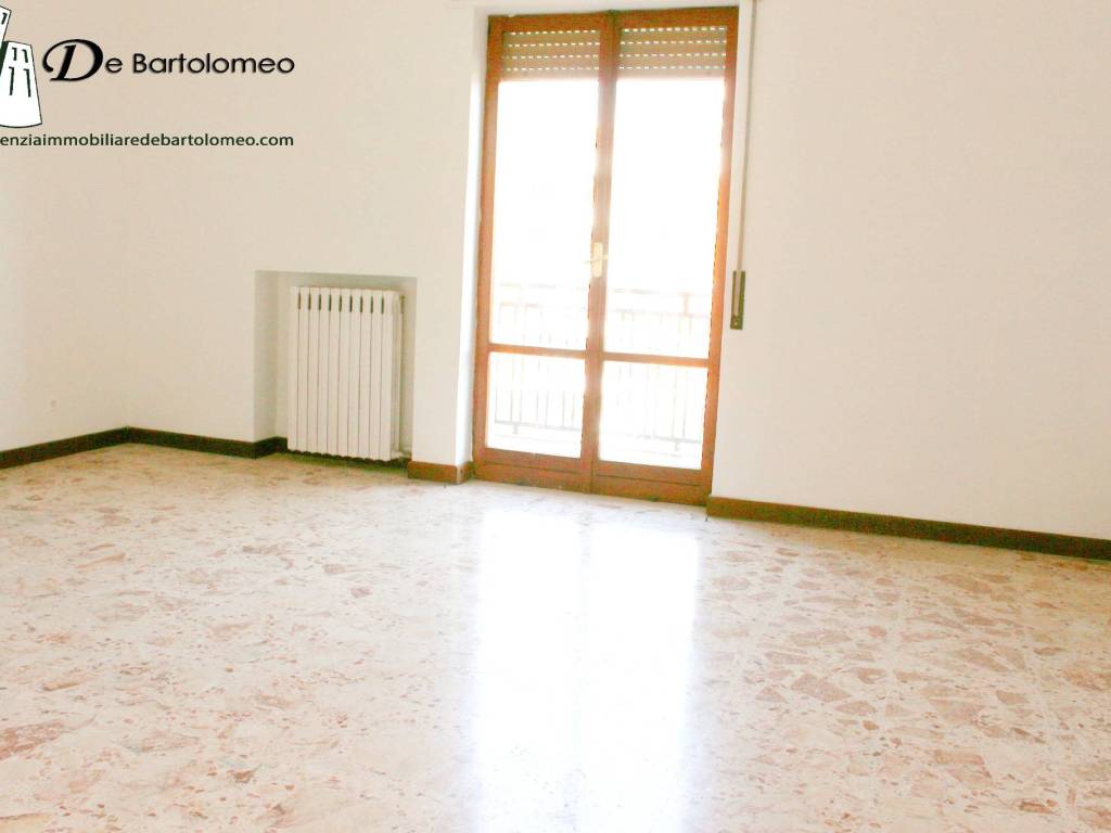 Appartamento a Taranto in Via Umbria - Foto 3