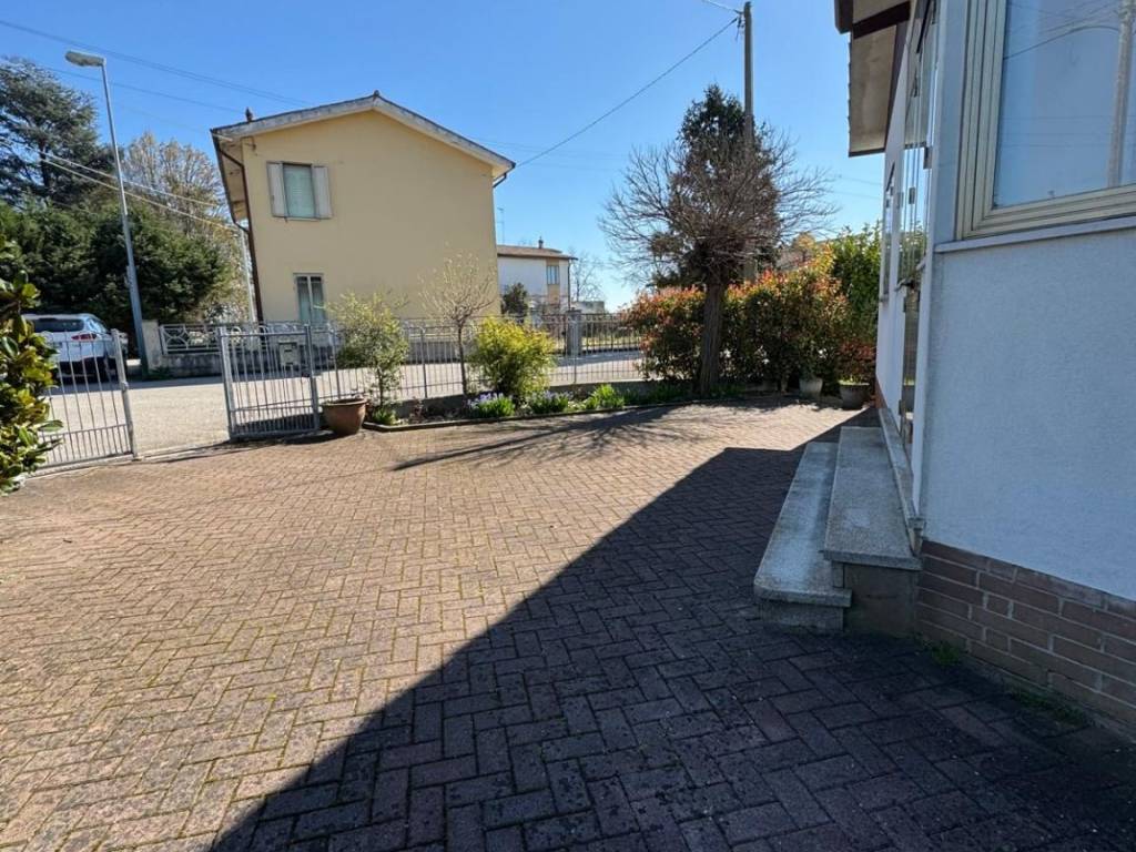 Villa a Rovigo in Via Montanara, 4 - Foto 3