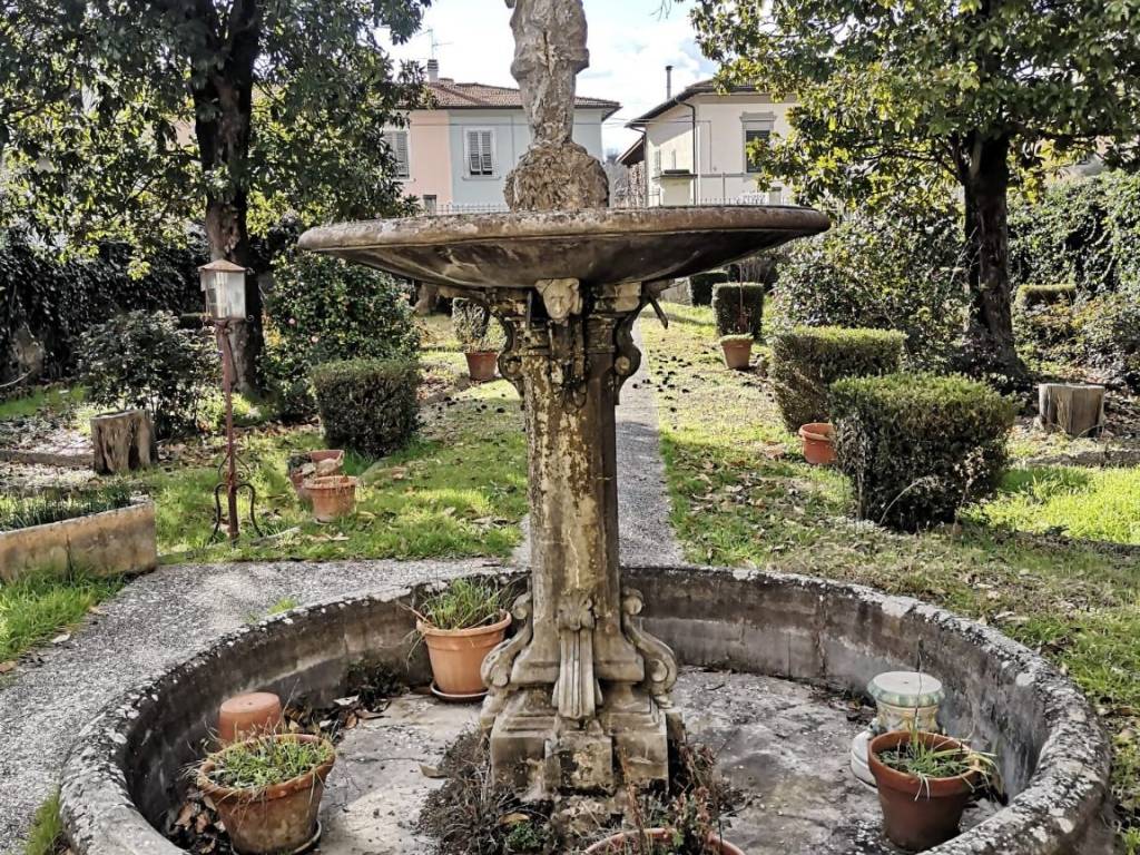 Villa a Montevarchi in Via Ammiraglio Burzagli - Foto 2