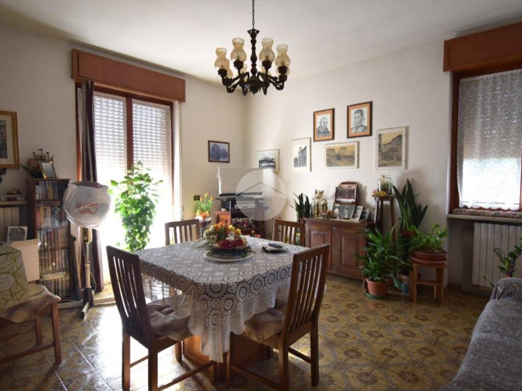 Villa a Castiglione delle stiviere in Via Verdi, 52 - Foto 2