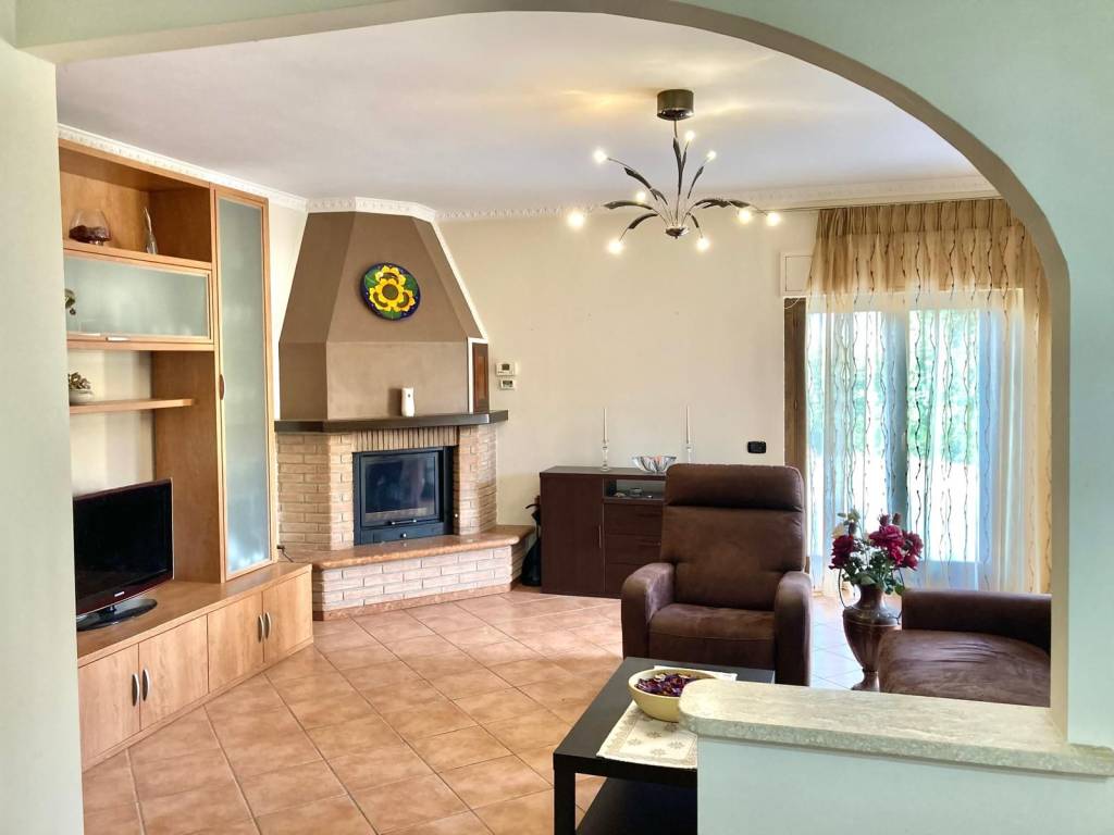 Appartamento a Fiuggi in Via Vecchia Fiuggi, 189 - Foto 4