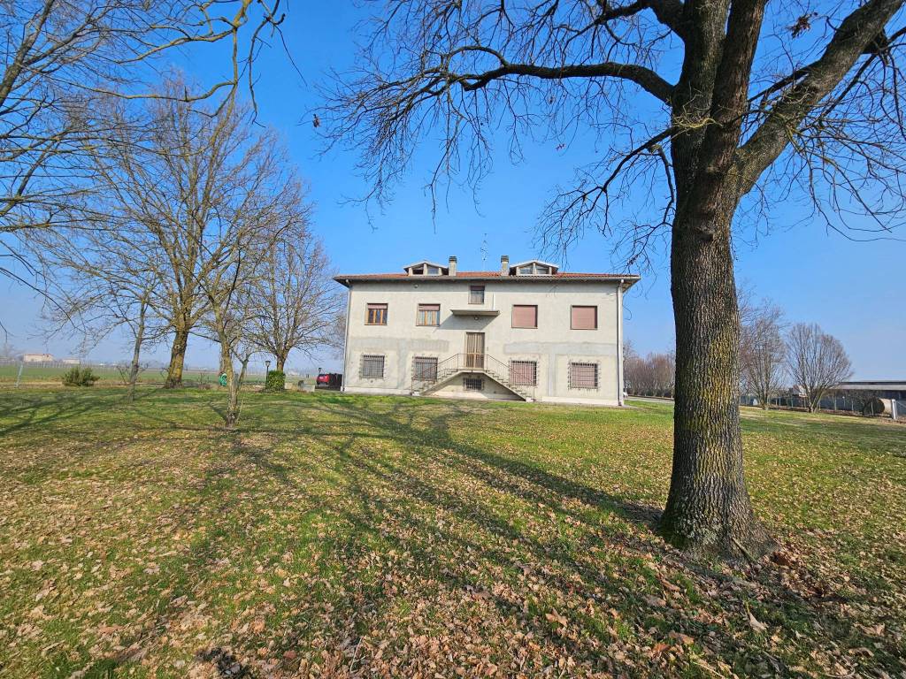 Villa a Soliera in Via Giacomo Leopardi, 13 - Foto 2