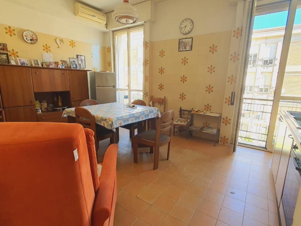 Appartamento a Reggio calabria in Via Cassino - Foto 3
