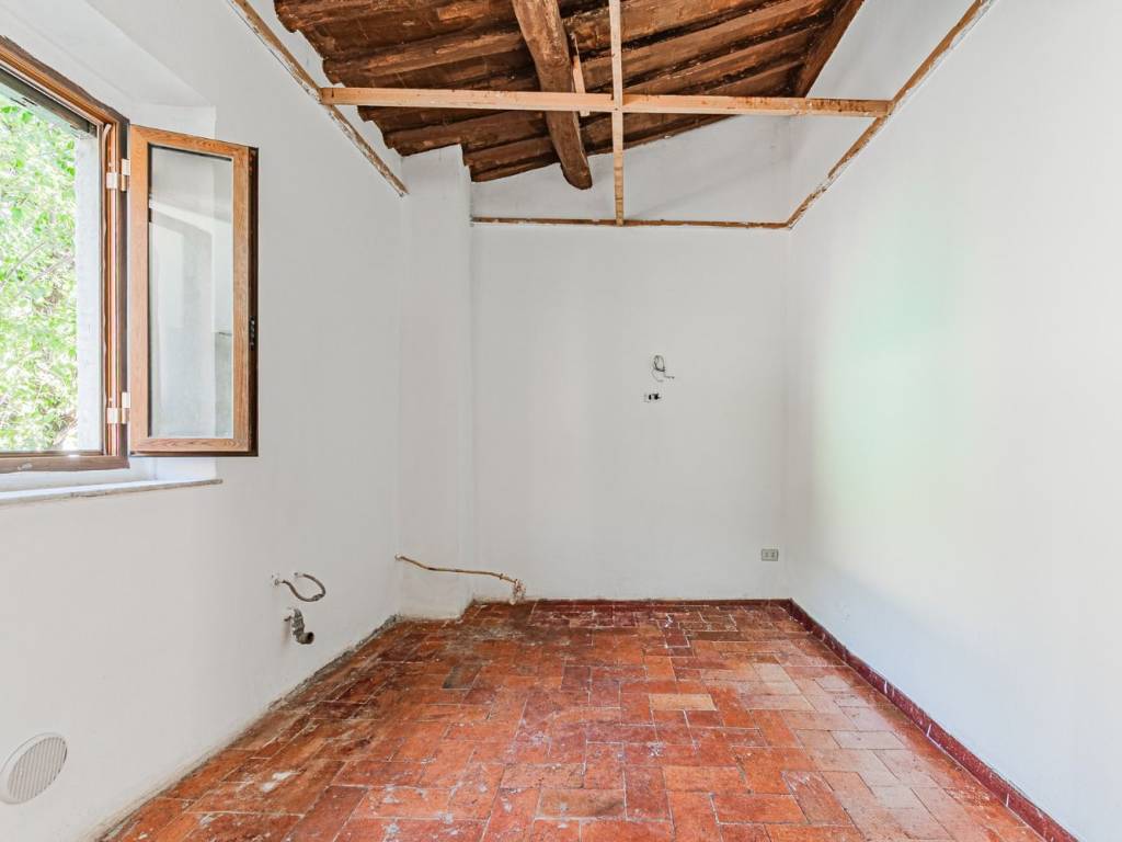Appartamento a Pescia in Via Mammianese Nord - Foto 5