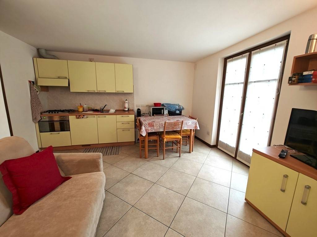 Appartamento a Chiesa in valmalenco in Via Bernina, 41 - Foto 3