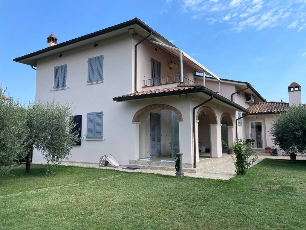 Villa a Marciano della chiana in Via Giovanni Pascoli, 3 - Foto 2