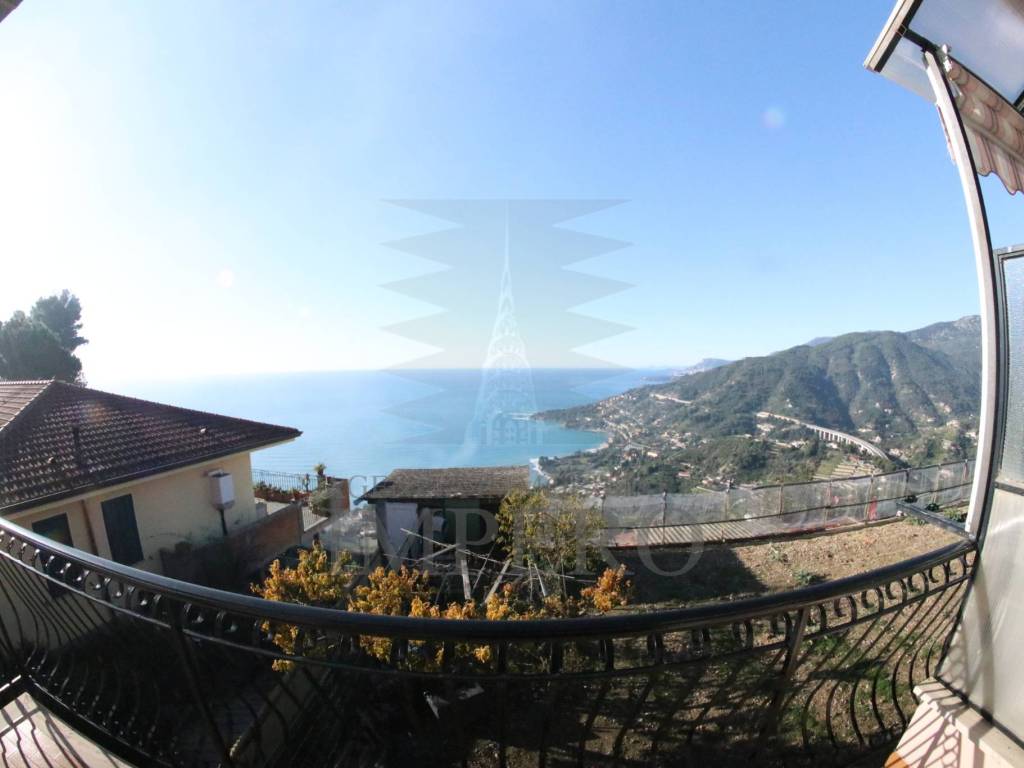 Villa a Ventimiglia in Via Peidaigo, 77 - Foto 2