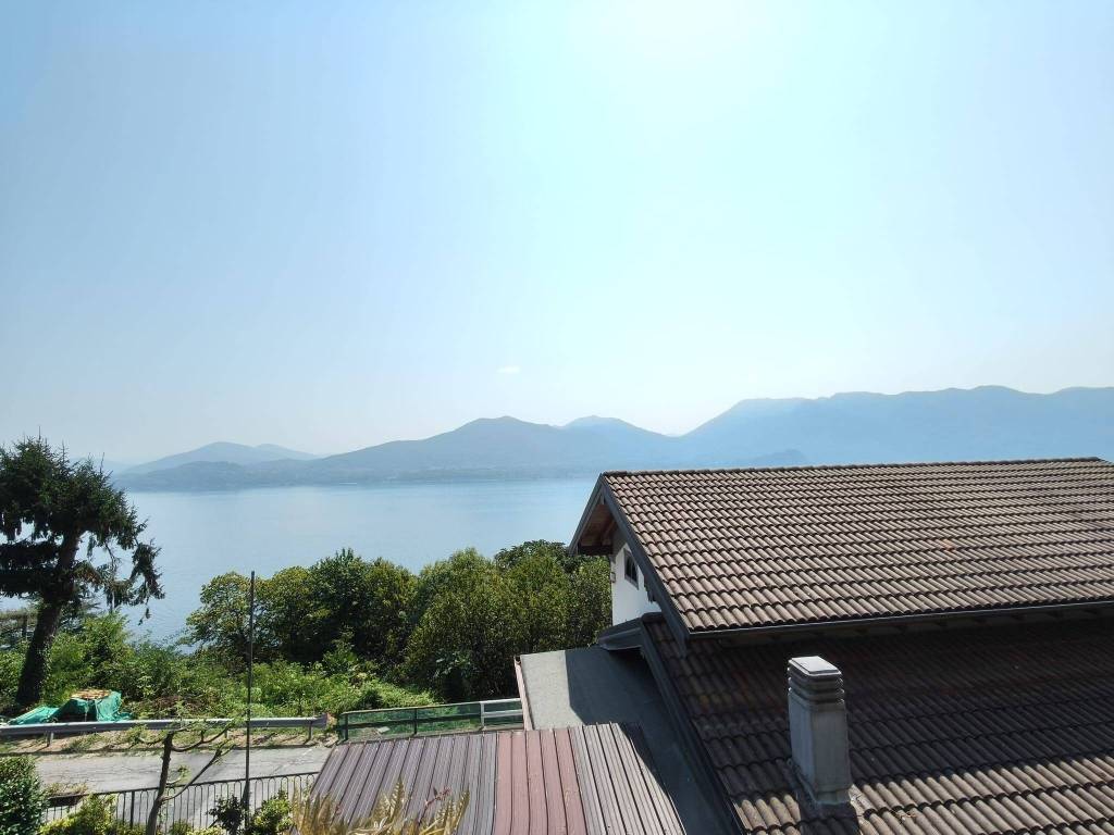 Villa a Oggebbio in Strada Antonio Manzi, 92 - Foto 4