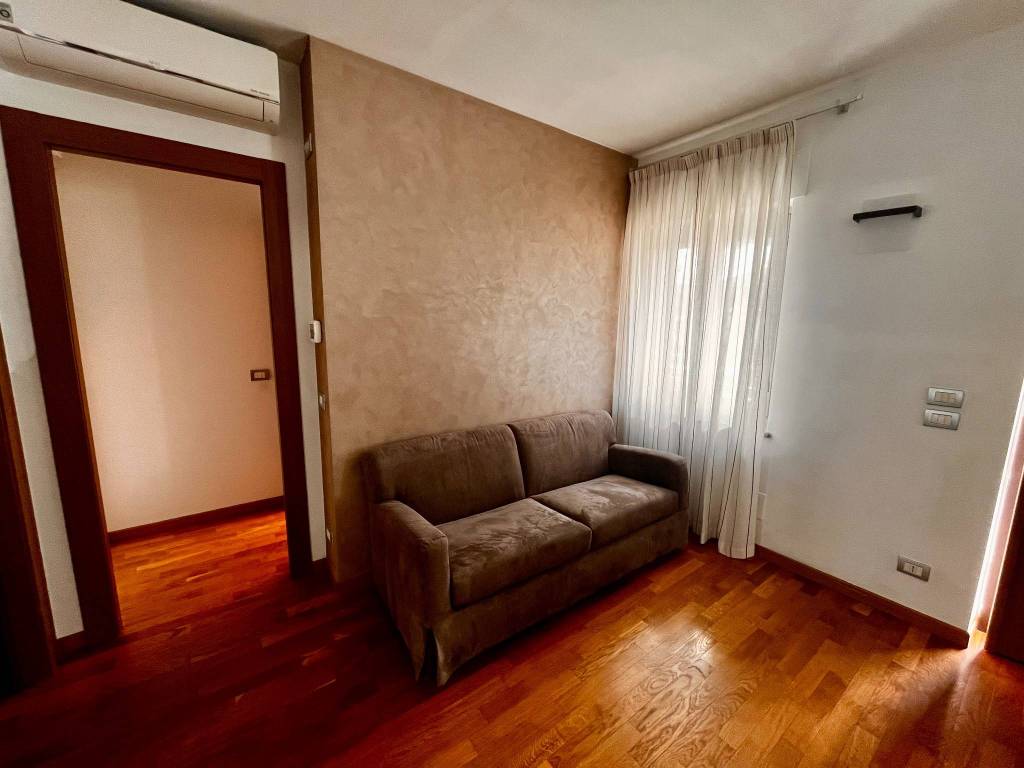 Appartamento a Alba in Via 4 Novembre, 14 - Foto 3