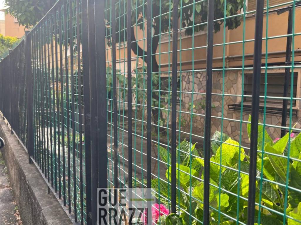 Appartamento a Albissola marina in Via Umberto Giordano, 2 - Foto 2