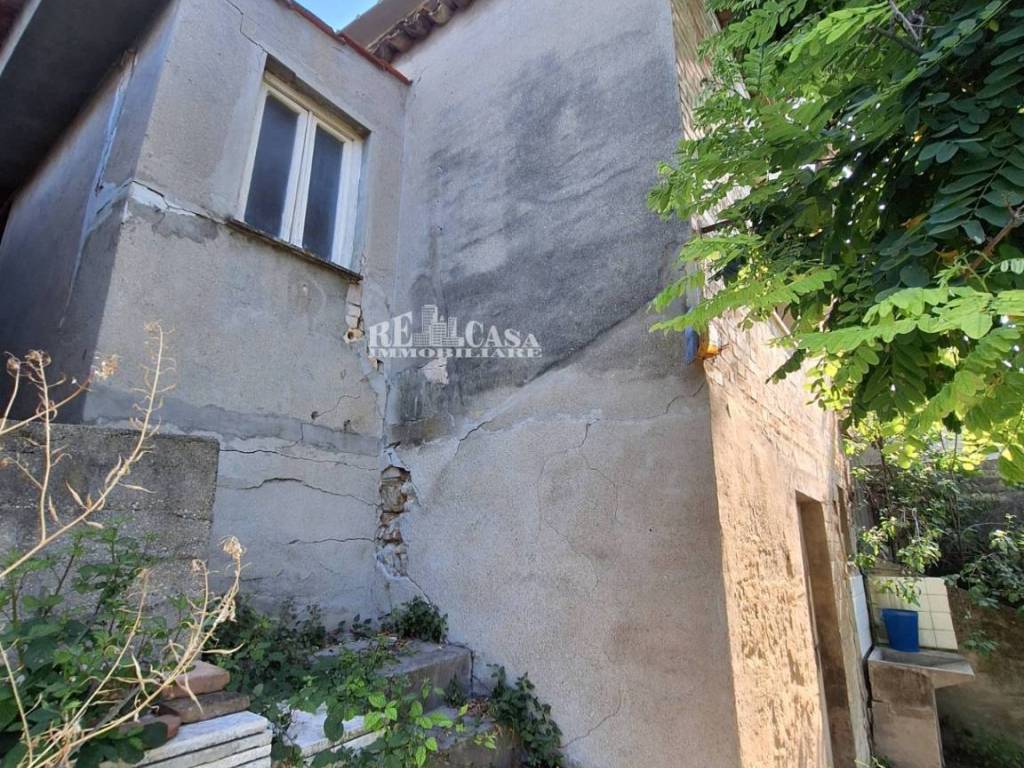 Casa indipendente a San benedetto del tronto in via madonna della pietà - Foto 4