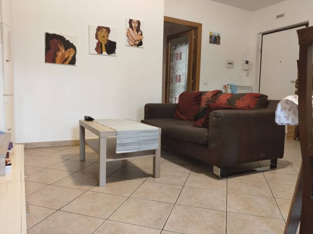 Appartamento a Foligno in Via Subasio - Foto 3