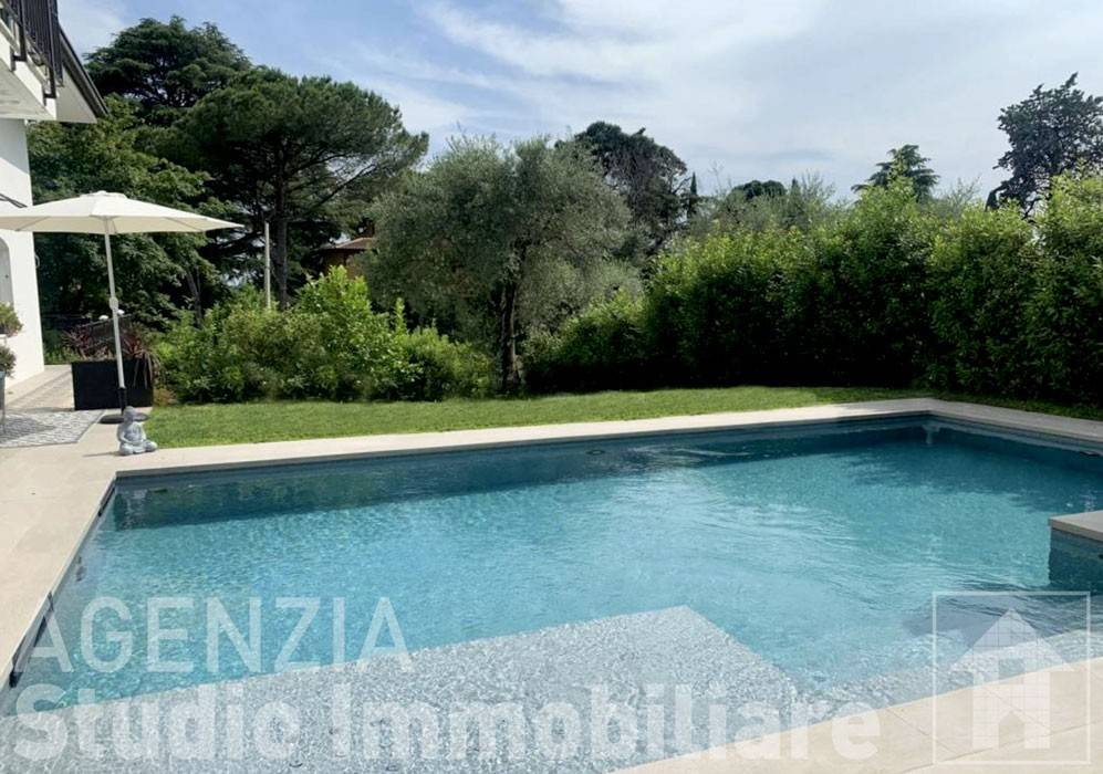 Villa a Gardone riviera in Via Roma - Foto 5