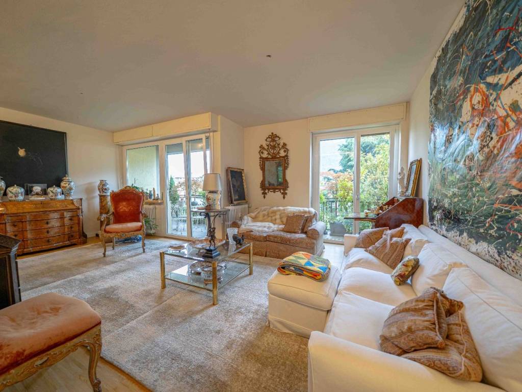 Appartamento a Sondrio in Lungomallero Armando Diaz - Foto 3